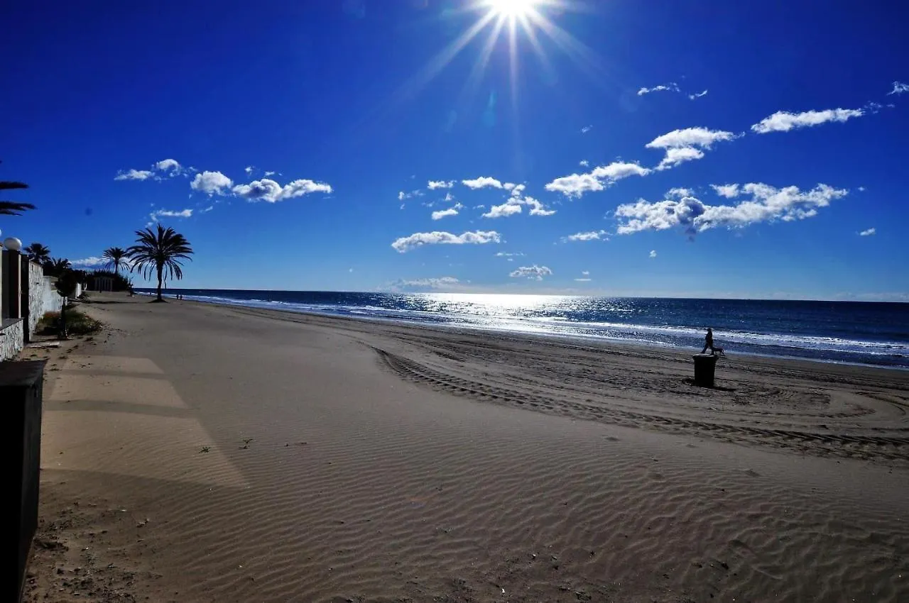 Riviera Serenity لا كالا ذي ميخاس 0*,